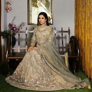 Bridal Maxi with Net duppatta with heavy border